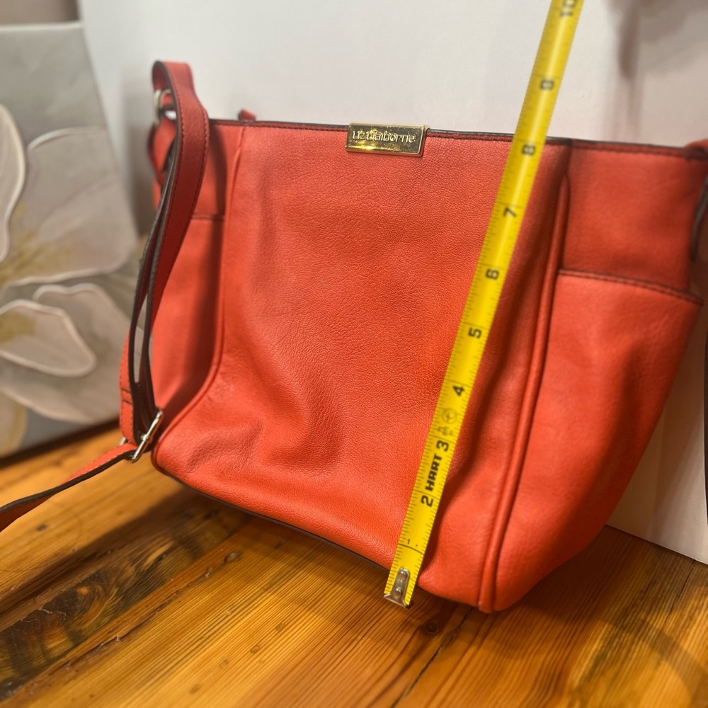 Liz Claiborne Orange Crossbody Bag with Adjustable Strap - Picture 10 of 10